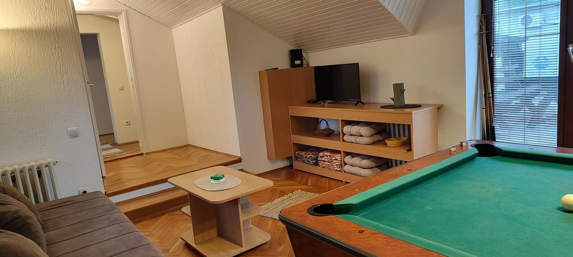 Ivan Apartment *